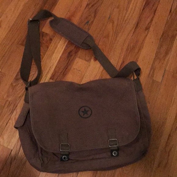messenger bag converse